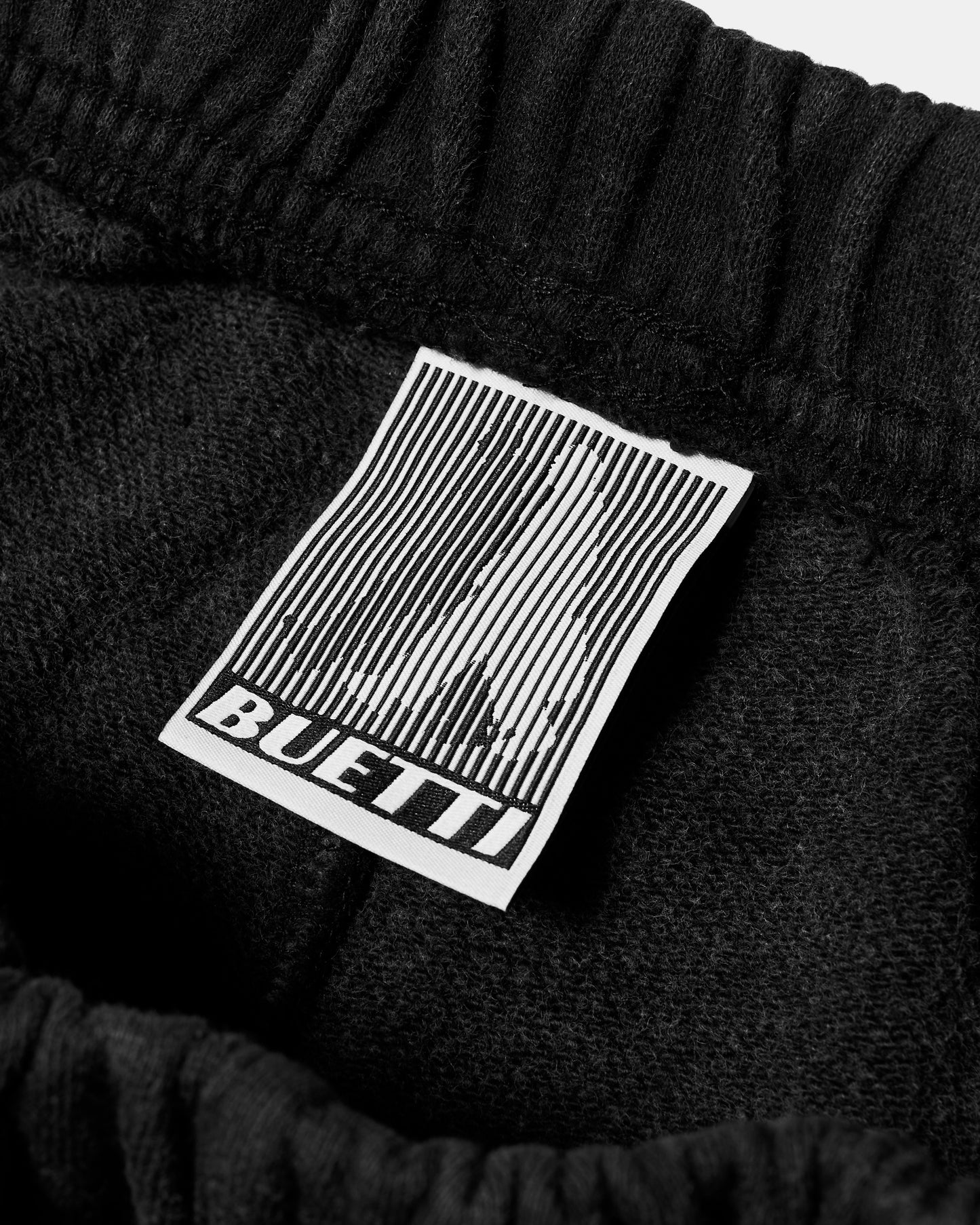 Buetti Stripe Stride shorts
