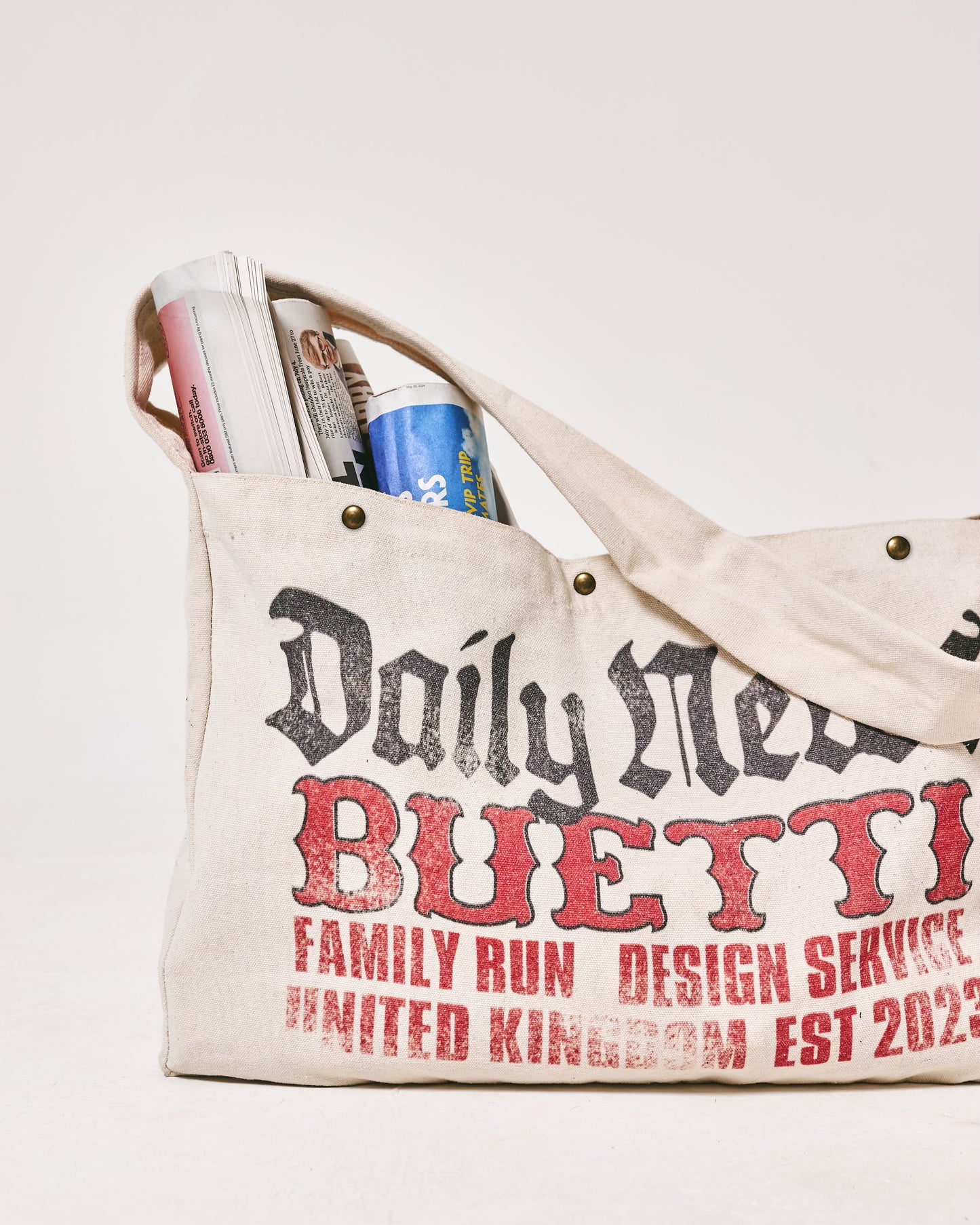 Buetti Daily News Bag
