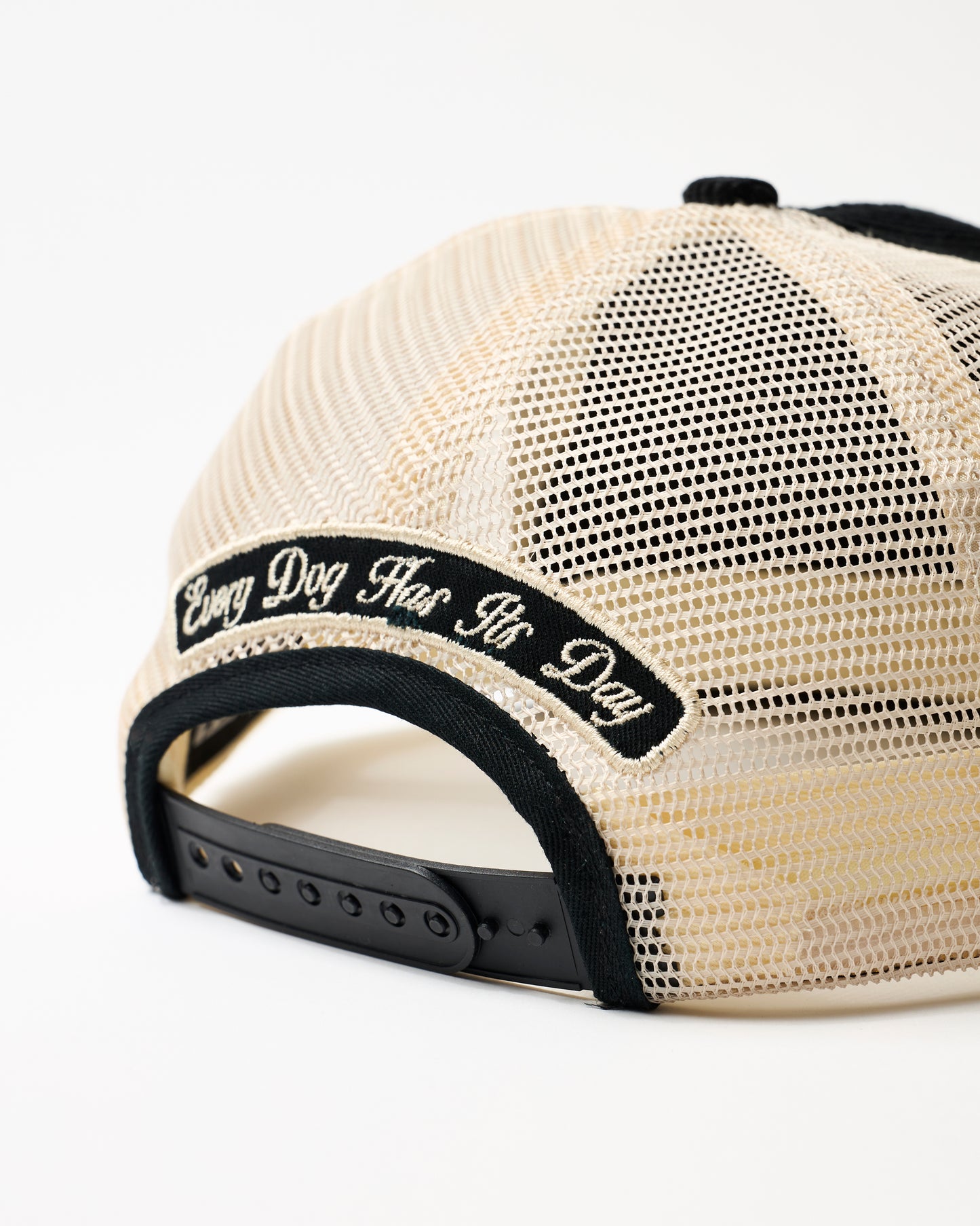 Buetti QSL Trucker Cap Black